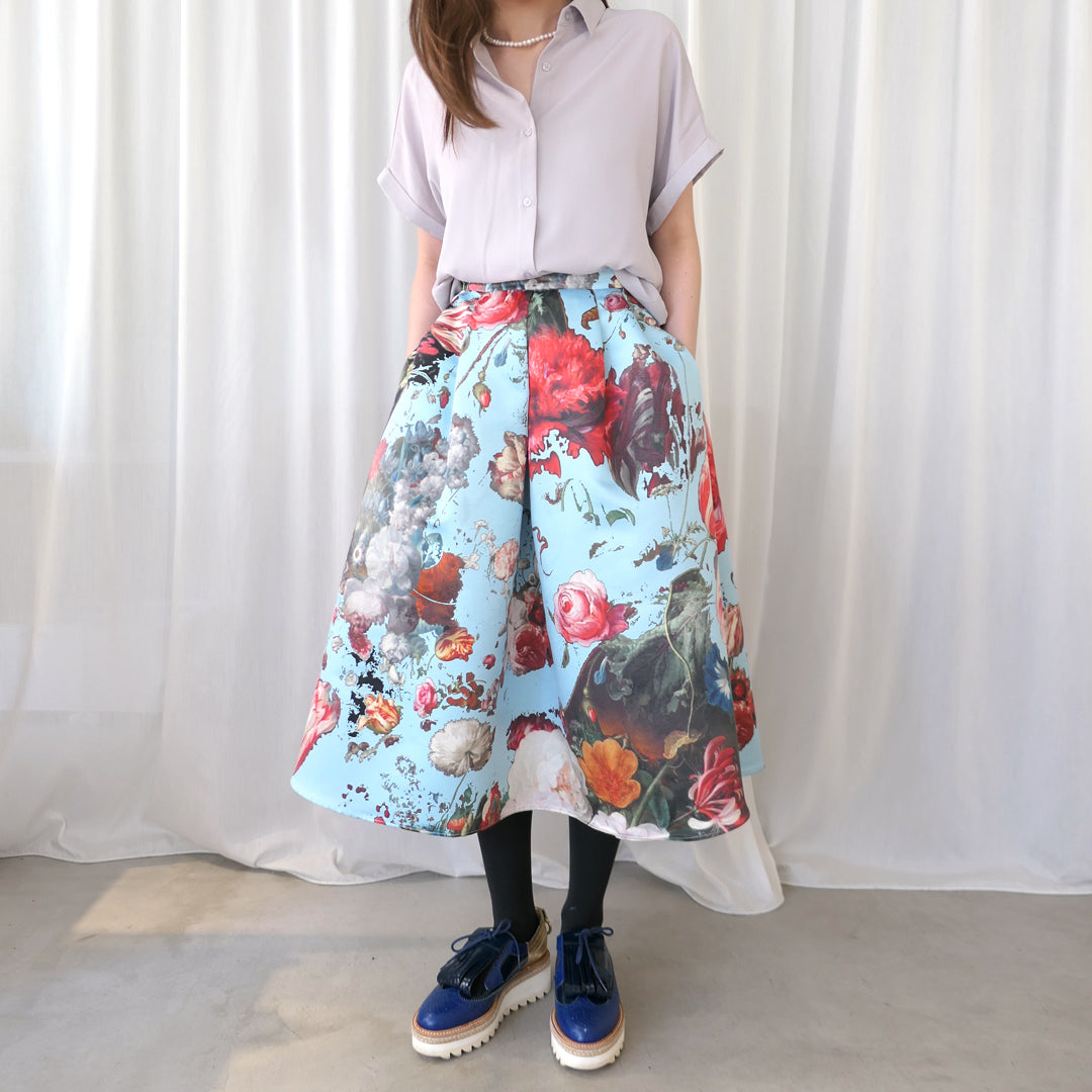 Big Skirt with BLUE FLOWER – goldandbouncy online store