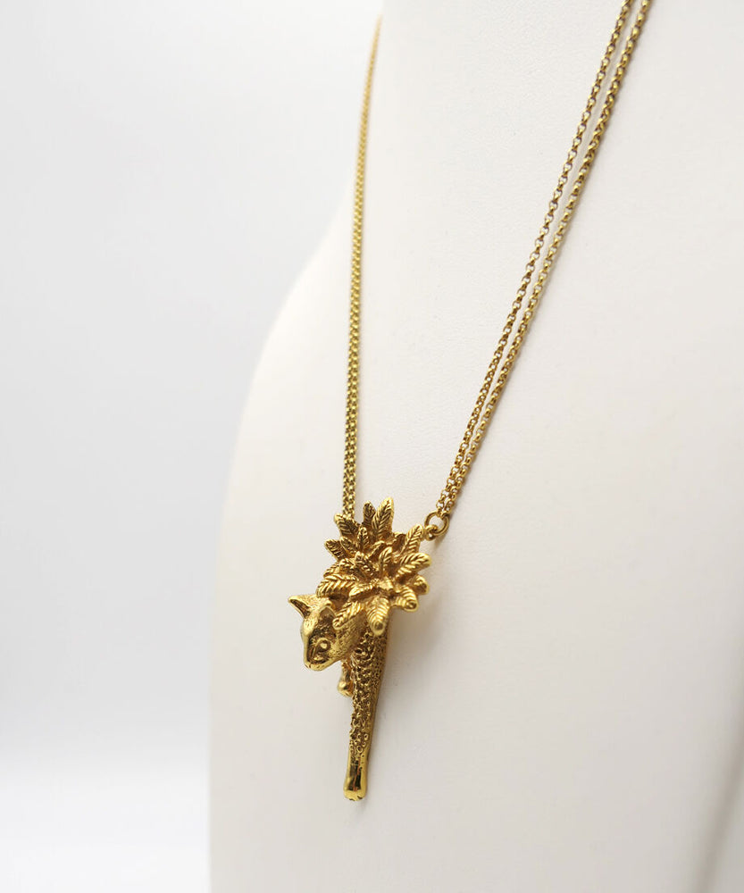 Chasseur Flower Necklace